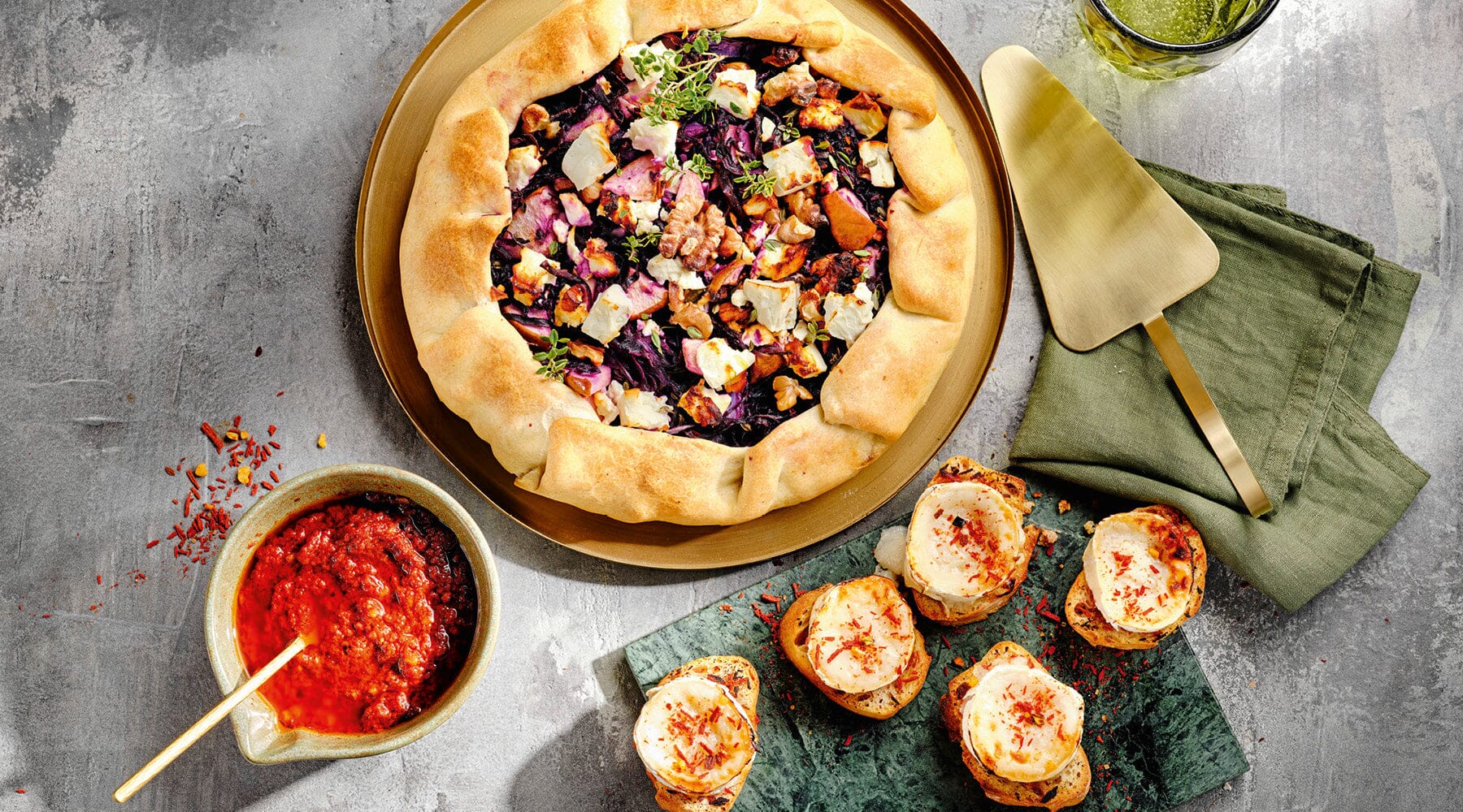 Rotkraut-Galette mit Feta