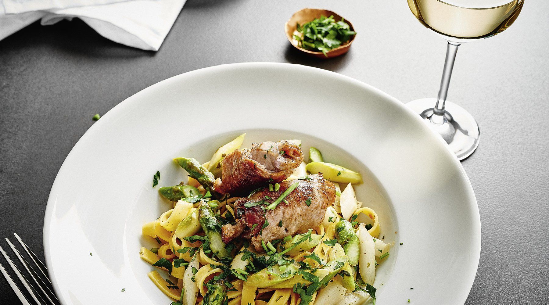 INVOLTINI MIT SPARGEL UND PASTA