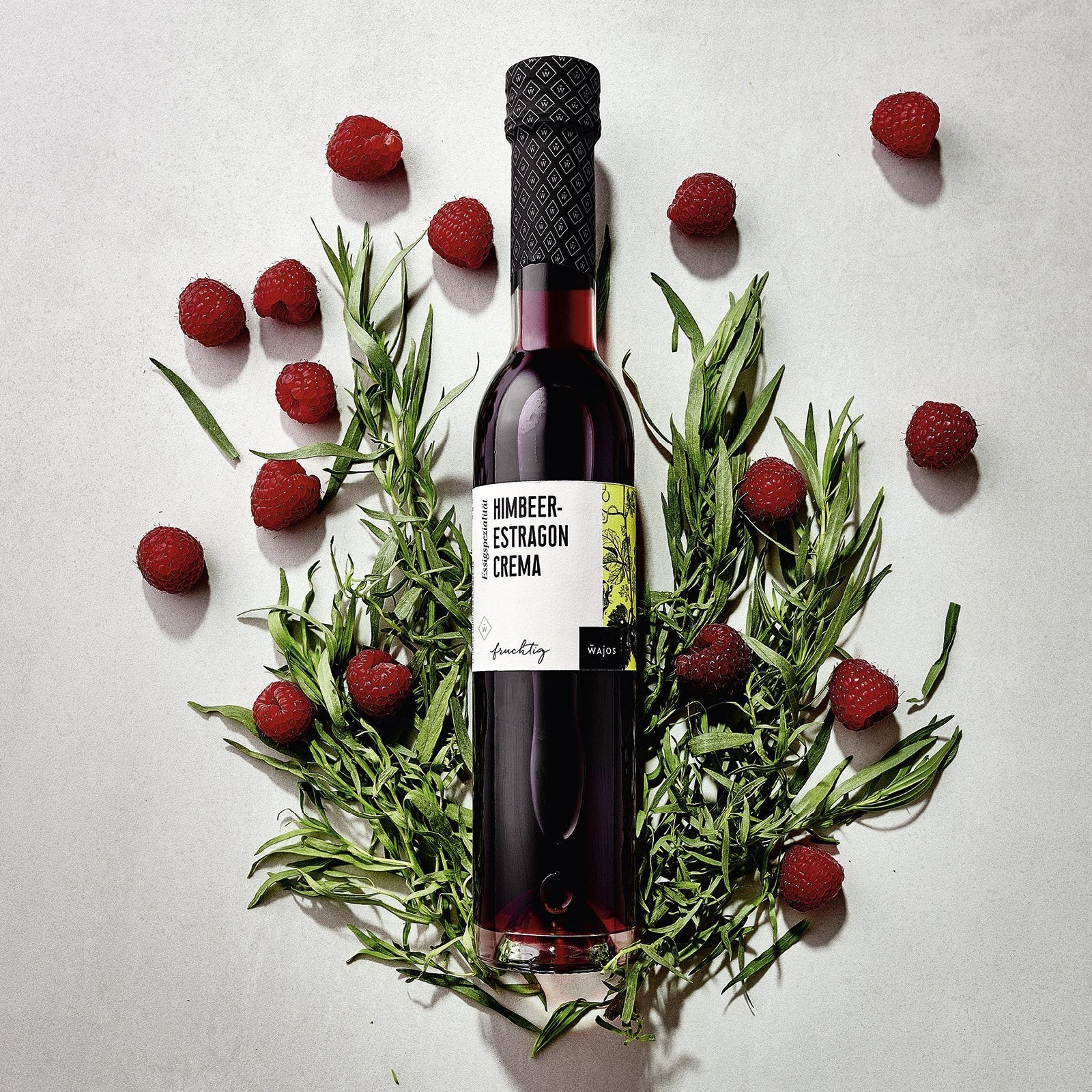 Himbeer-Estragon Crema dargestellt mit Aromen