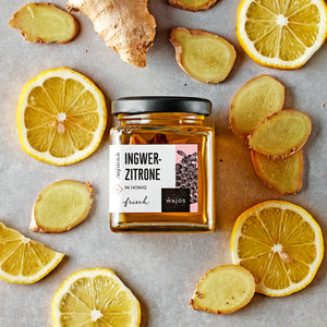 Ingwer-Zitrone in Honig dargestellt mit Aromen