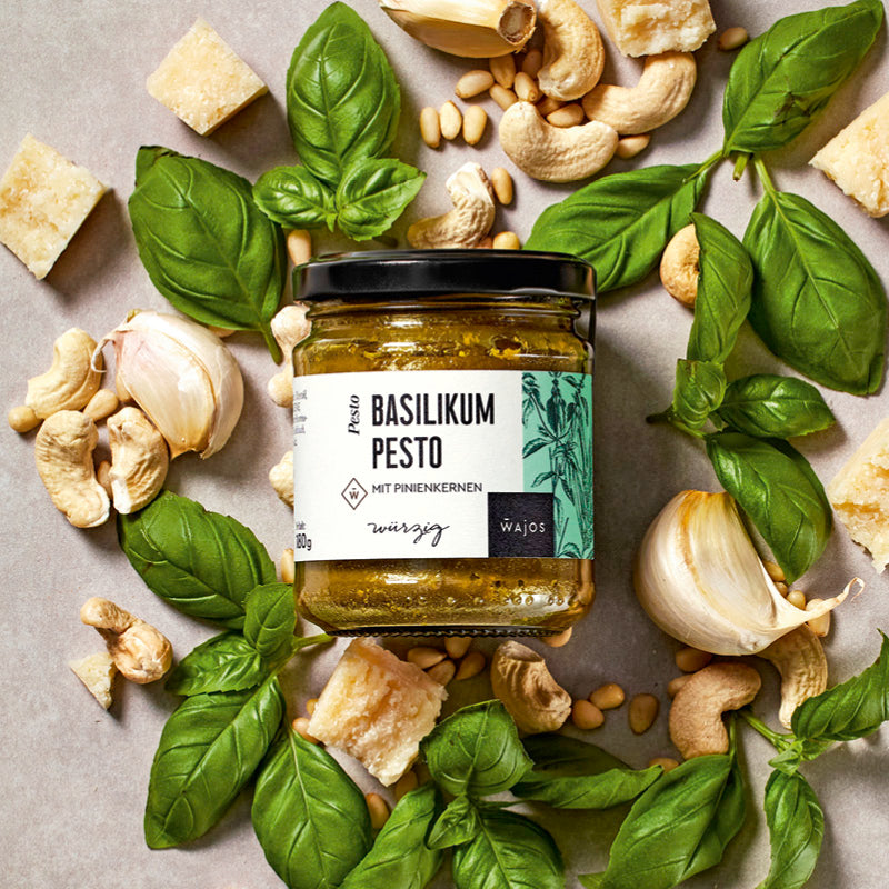 Basilikum Pesto dargestellt mit Aromen
