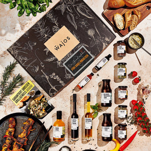 Geschenkbox für Grillmeister mit Grillprodukten und Grillgerichten