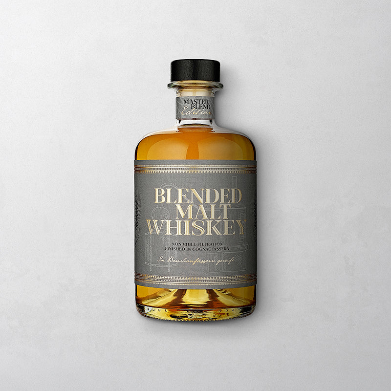 Master Blend Whiskey in 500 ml Flasche