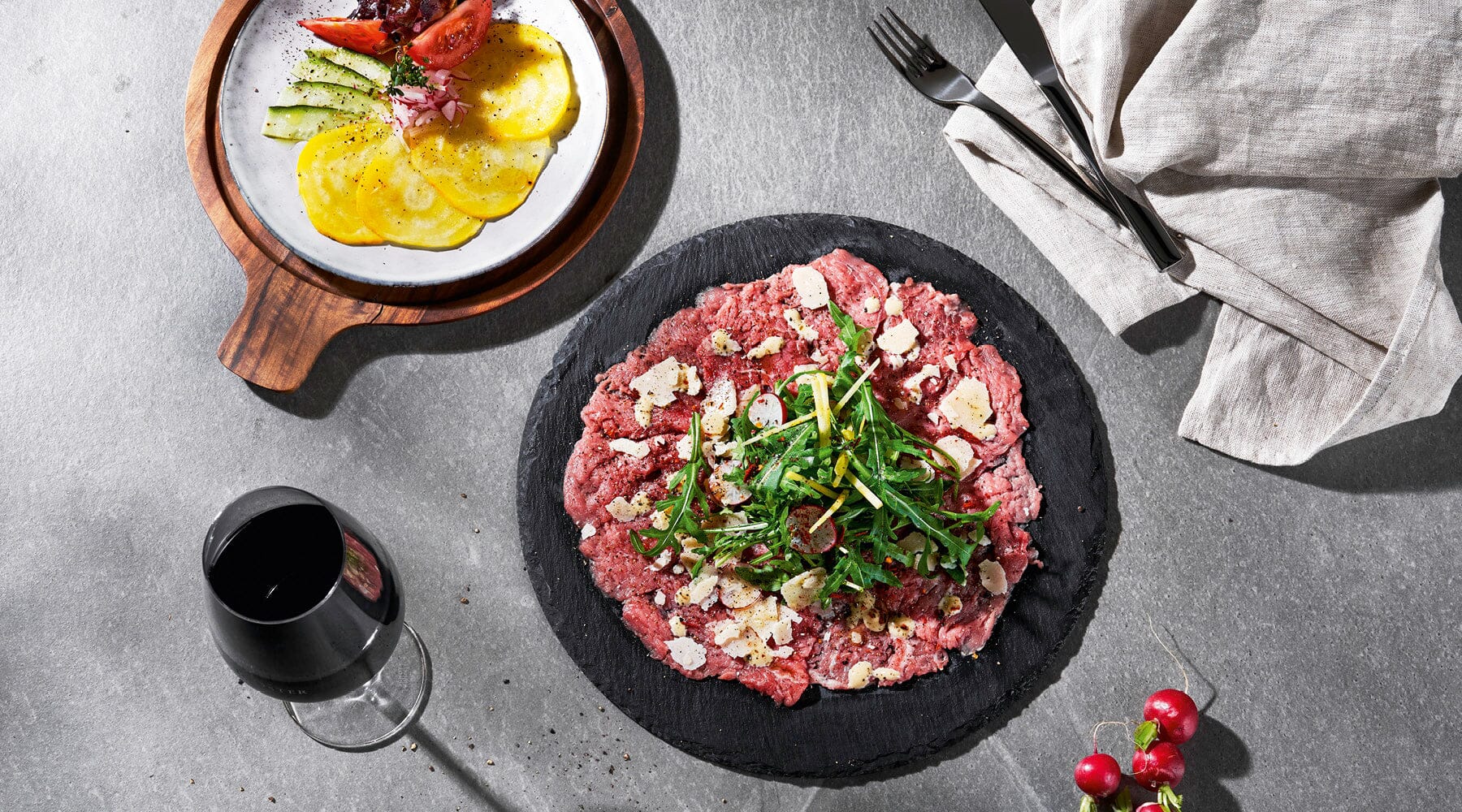 Saftiges Kalbs Carpaccio Rezept mit Kräuter Mayonnaise Saftiges Kalbs Carpaccio Rezept mit Kräuter Mayonnaise