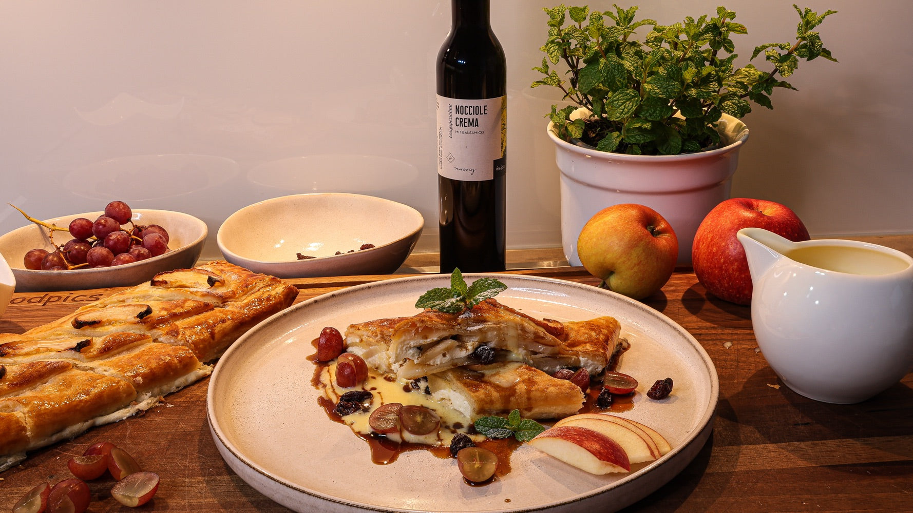 Apfel-Quark-Strudel mit Blätterteig Rezept Apfel-Quark-Strudel mit Blätterteig Rezept