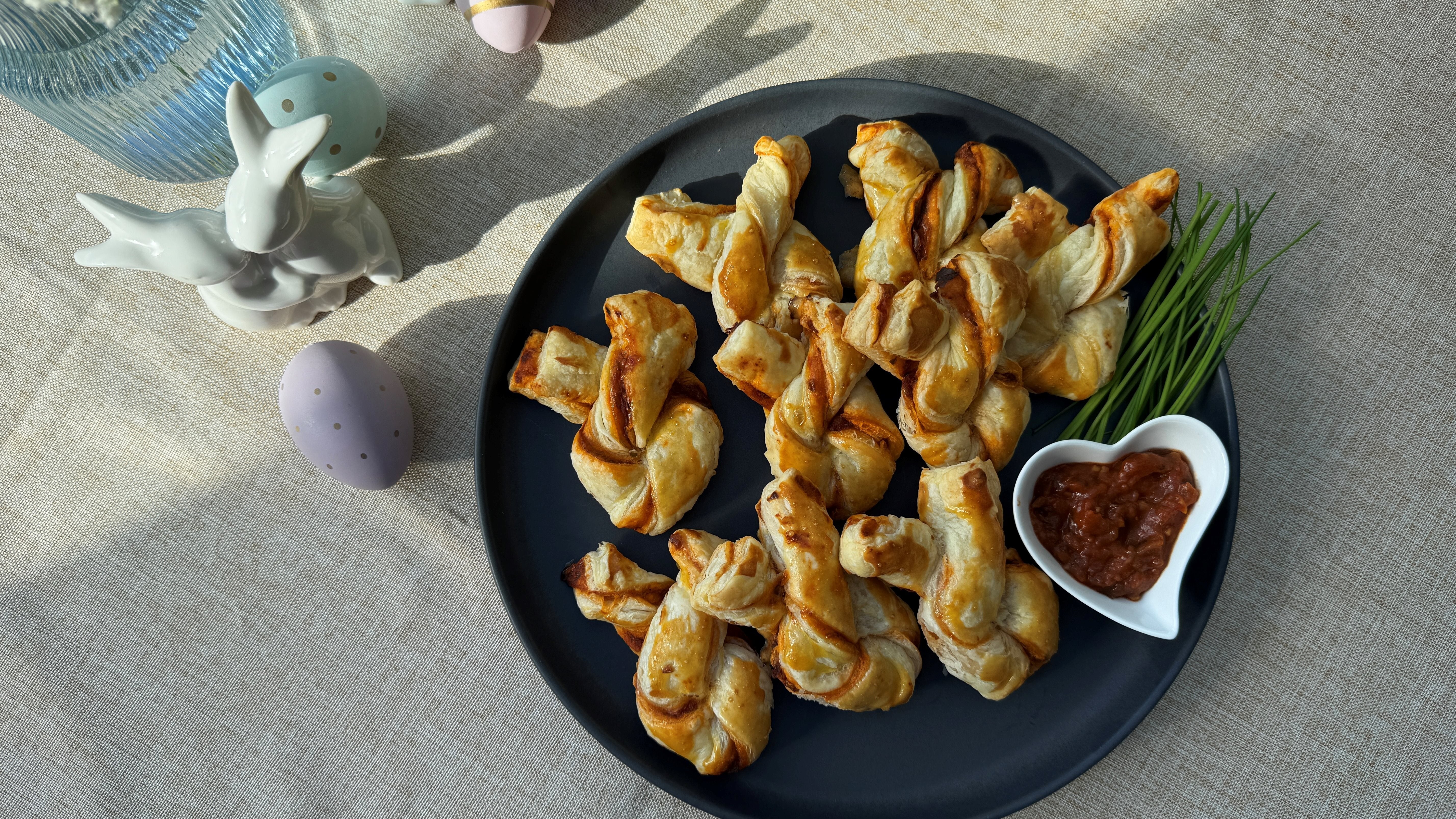 Blätterteig-Hasen mit Bärlauch Aufstrich