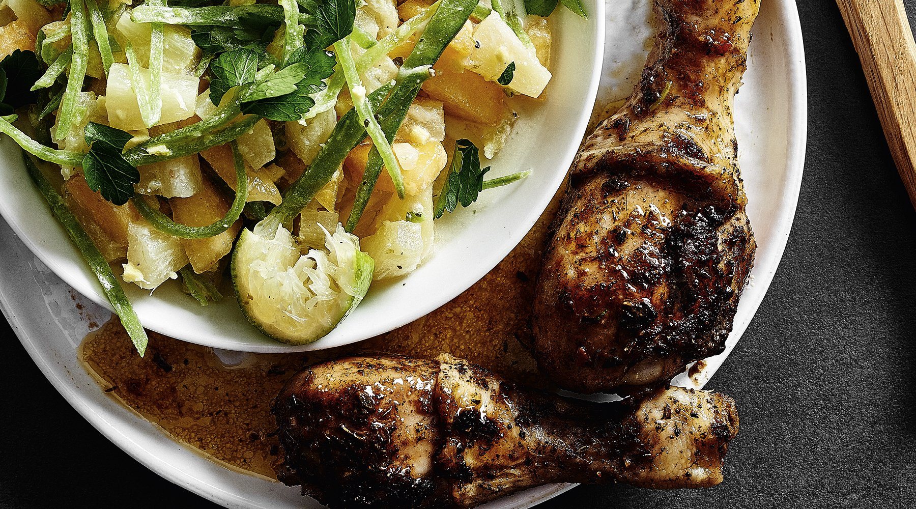 Jamaikanisches Jerk-Chicken mit Papaya Salat Jamaikanisches Jerk-Chicken mit Papaya Salat