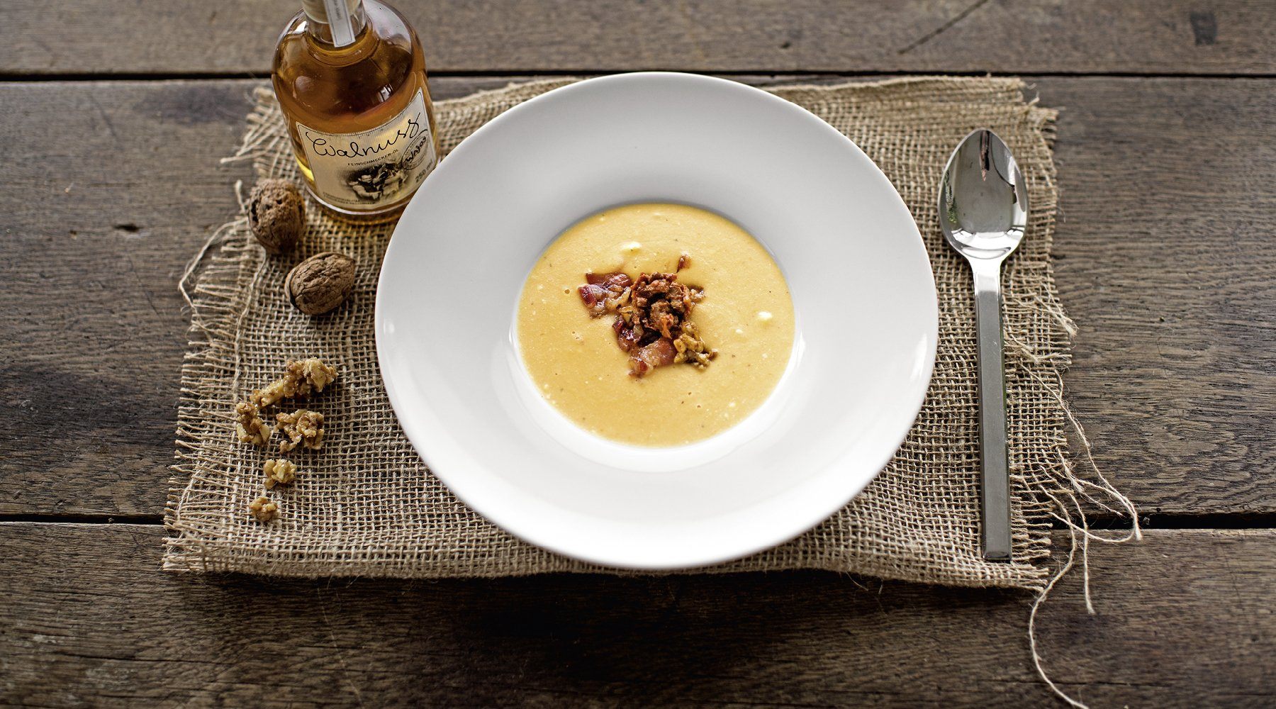 Leckere Süßkartoffel-Pastinaken-Suppe - Rezept Leckere Süßkartoffel-Pastinaken-Suppe - Rezept