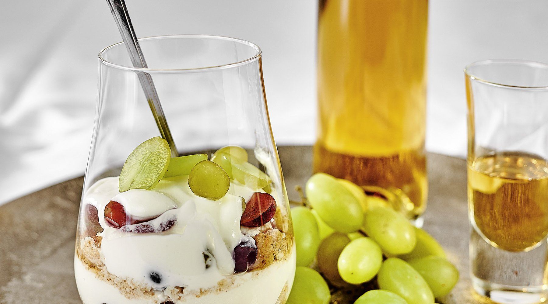 Trauben-Joghurt Schichtdessert - Trauben Dessert Rezept Trauben-Joghurt Schichtdessert - Trauben Dessert Rezept