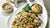 Couscous mit Hühnchen und Dattel-Curry Dip