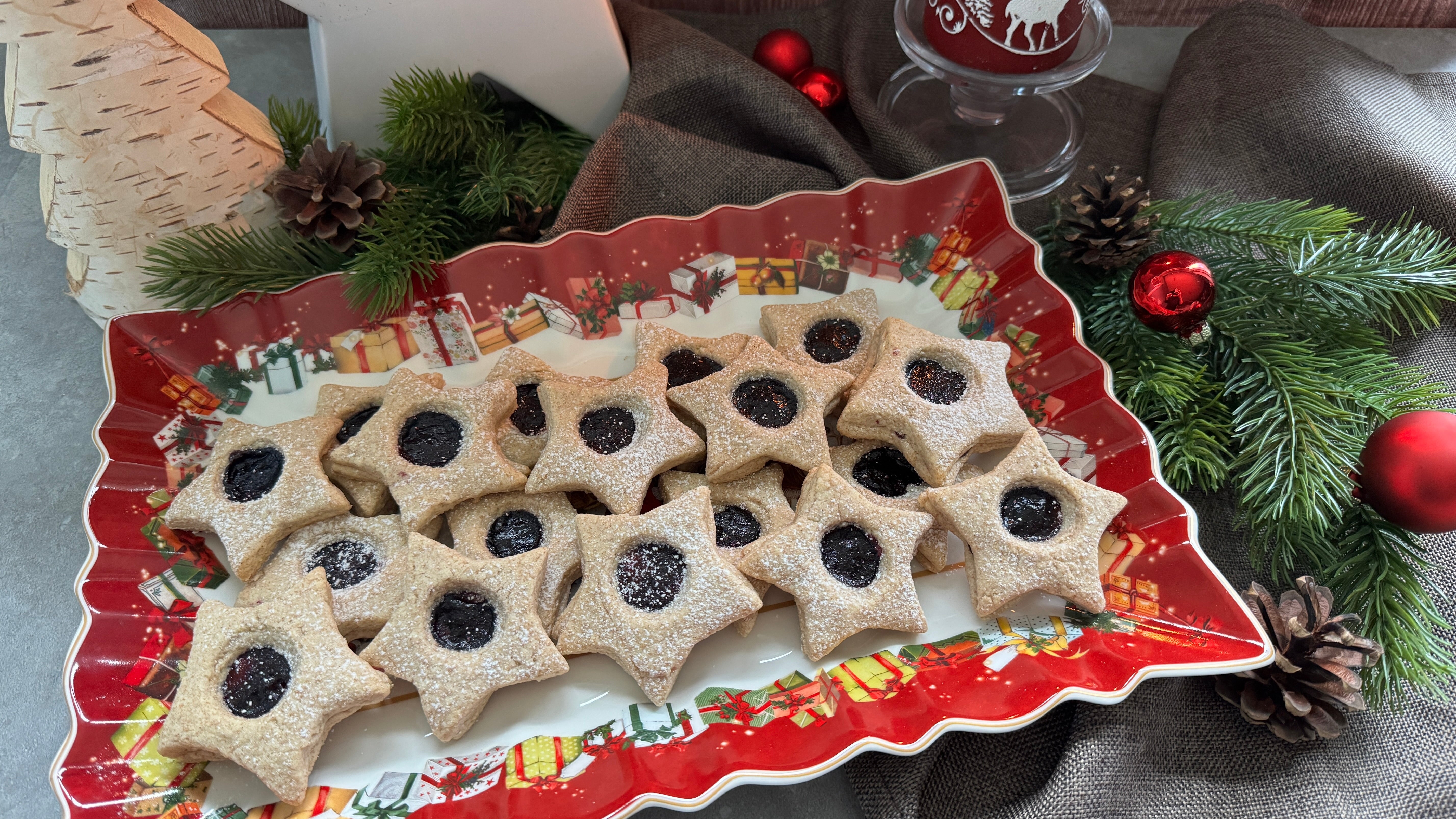 Marmeladen Plätzchen mit Christmas Jam