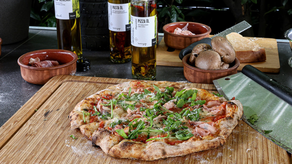 Pizza Prosciutto: Rezept mit Rucola & selbstgemachtem Pizzateig