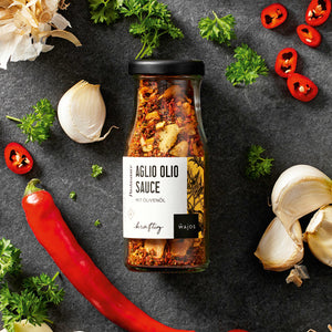 Aglio Olio Sauce dargestellt mit Aromen