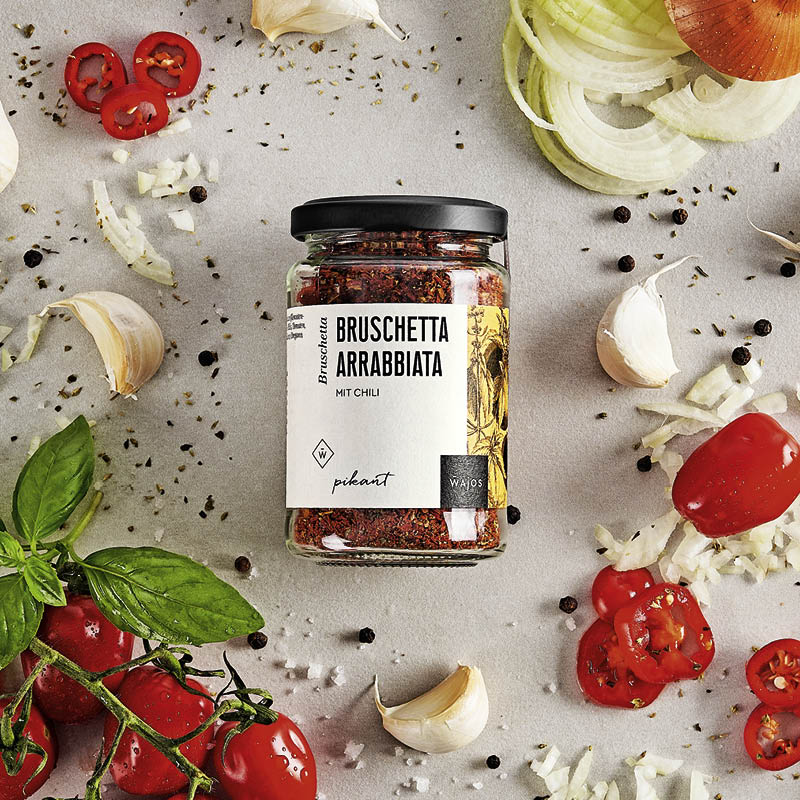 Bruschetta Arrabbiata dargestellt mit Aromen