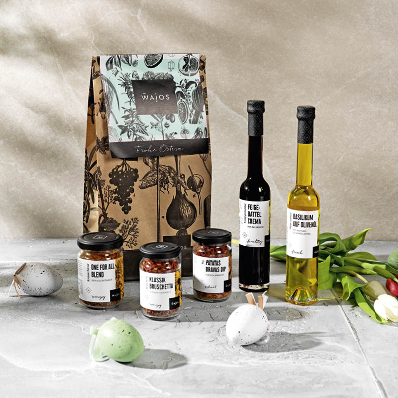 Geschenkset Ostern mit dekoriertem Ostertisch