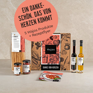 Wajos Geschenkbox Danke von Herzen mit Produkten stehend