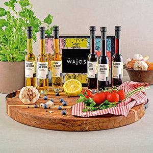 Wajos Neukundenbox Essig und Öl dargestellt mit Zutaten