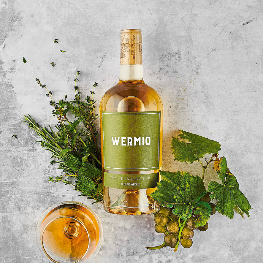 Wermio Riesling Vermouth in der 750ml Flasche. 