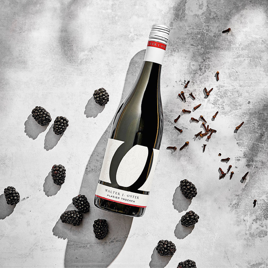 2023 Plaesier rot in der 750 ml Flasche